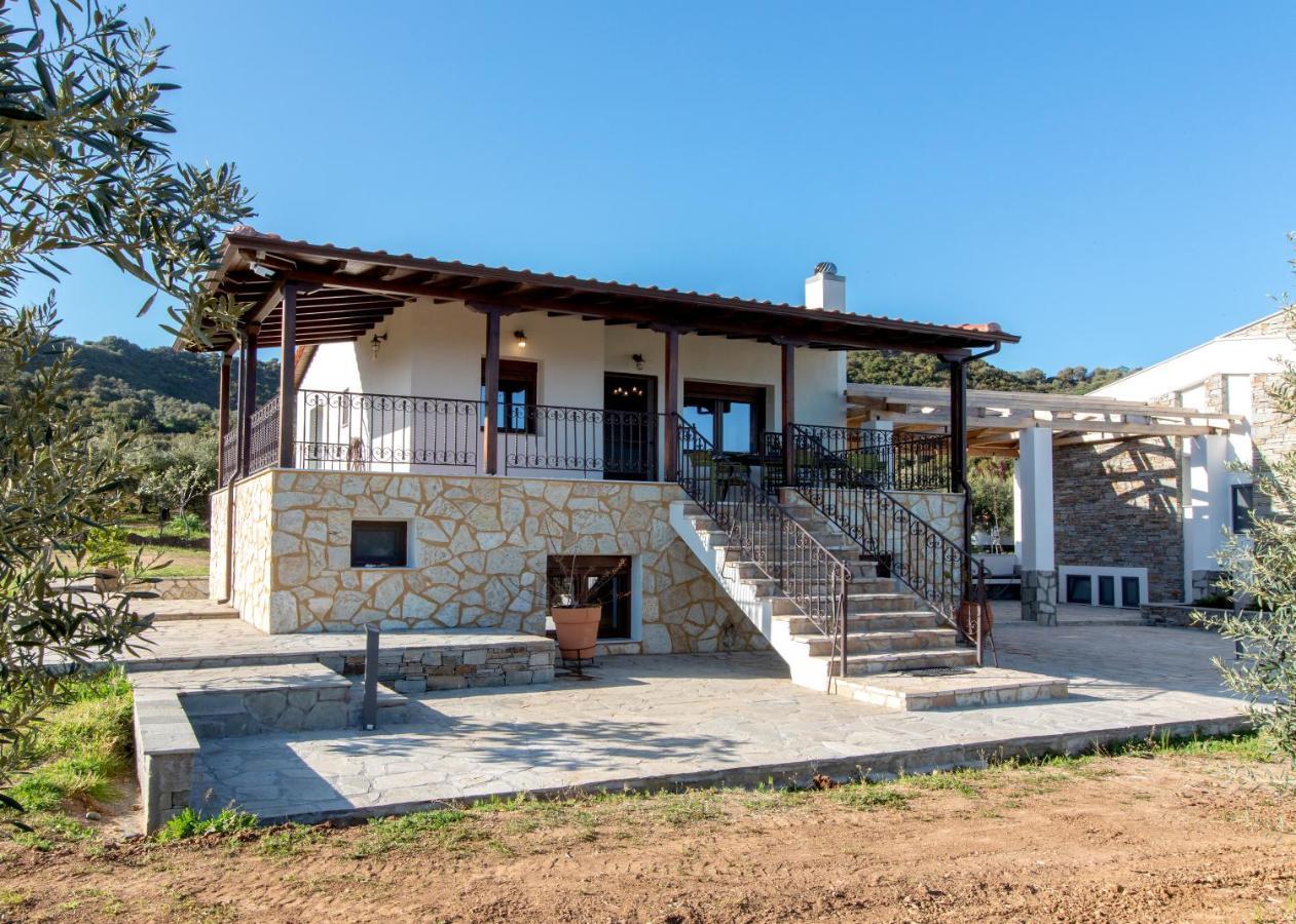 Casa Del Olivar Develikia Exterior photo
